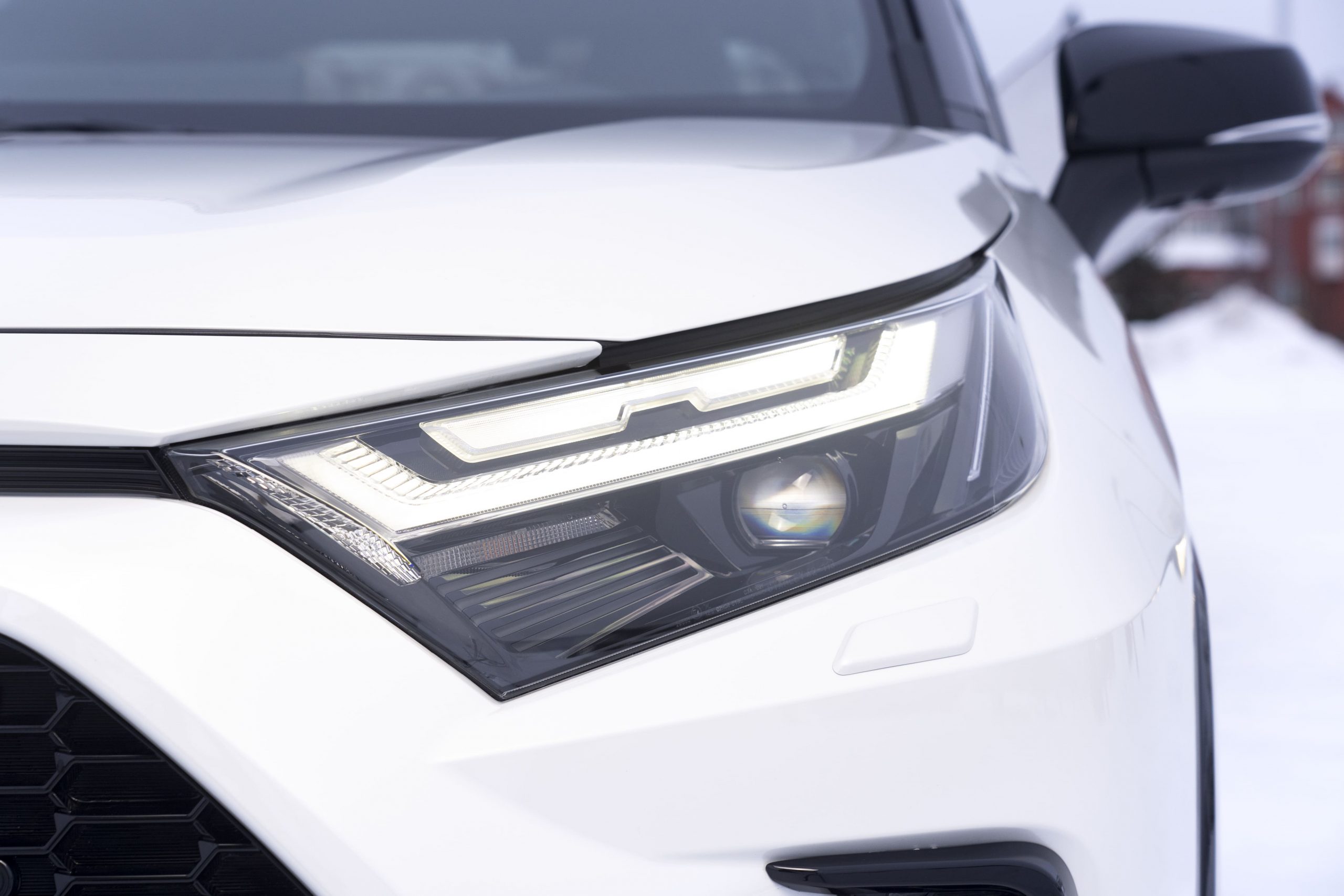 2023-rav4-hybrid-gr-sport-det-004